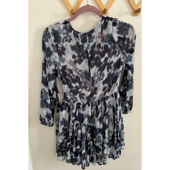Urban Outfitters Dress Women's 0 Kimchi Blue Floral Mini Sheer Back Cut Out - Picture 6 of 10